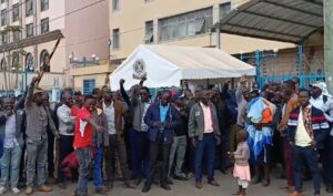 Kenyan teachers protest against returning to Mandera