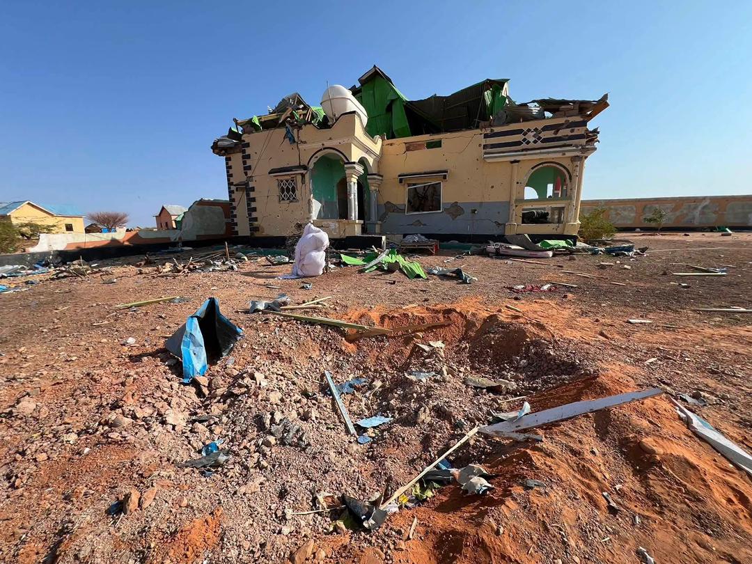 The crater and the wrecked compound of General Mahad Abdirahman in Doolow, Gedo region
