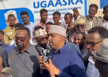 Hawadle elders and politicians gathered in Beledweyne beneath a banner for Ugaas Yusuf Ugaas Hassan as the clan sets out its position on the Hirshabelle election