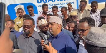 Hawadle elders and politicians gathered in Beledweyne beneath a banner for Ugaas Yusuf Ugaas Hassan as the clan sets out its position on the Hirshabelle election